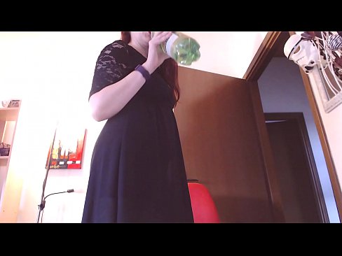 ❤️ Isang sunud-sunod na alipin na mahilig sa marumi at masarap na panty ang napilitang magsalsal matapos mapanood ang video na ito! ❤❌ Fuck video sa amin